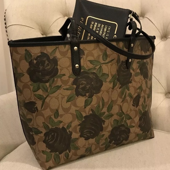 NWT Coach Reversible City Tote Bag Camo Rose - Picture 3 of 8